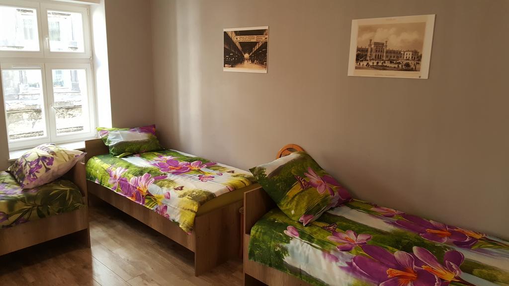 Wroclov Hostel Вроцлав Екстериор снимка