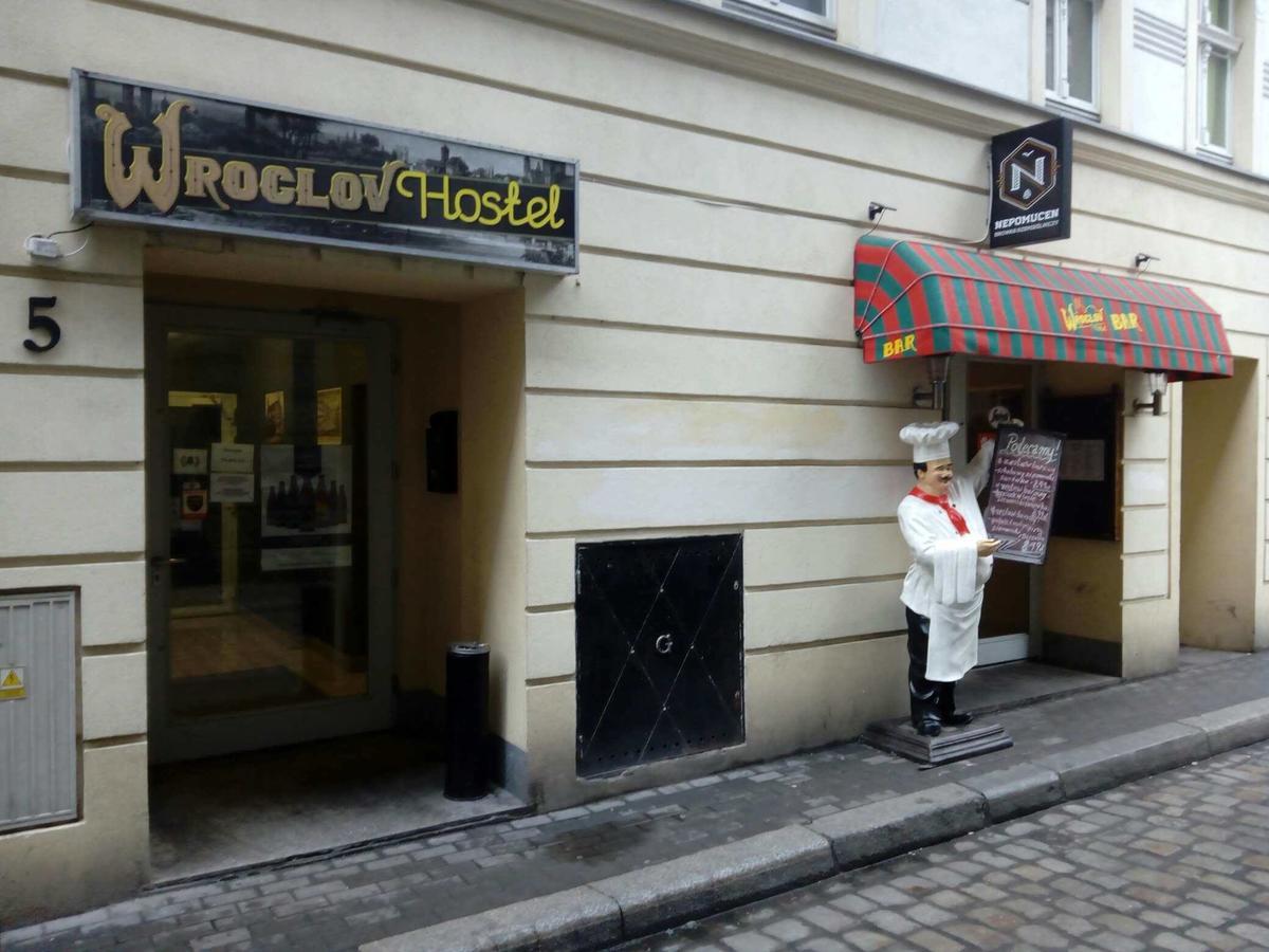 Wroclov Hostel Вроцлав Екстериор снимка